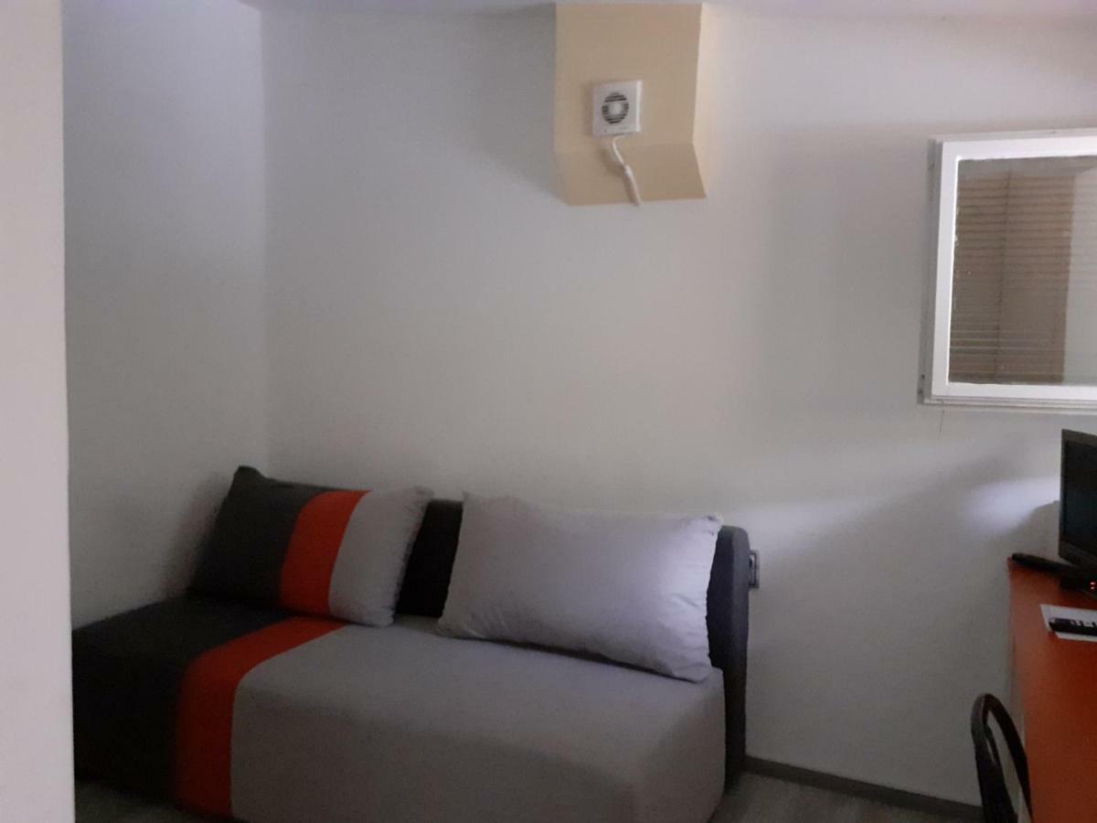 Studio Krunska 6 Belgrade Luaran gambar